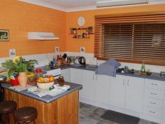  4/24 Queen Street Yeppoon Qld 4703 $275,000 Middle of Town For Sale Situated in the town centre, this neat 2 bedroom town house with large garage makes it the ideal location to live. Newly painted and a new kitchen means nothing to do, just sit back, relax and enjoy the views. This property is a great place to live or to invest in. Sale Details $275,000 Features General Features Property Type: Townhouse Bedrooms: 2 Bathrooms: 1 Outdoor Garage Spaces: 1 Inspections Inspections by appointment only 