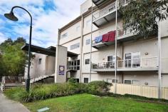  112c/662 Blackburn Road Notting Hill Vic 3168 2212Price Guide: $310,000 - $340,000   |  Type: Apartment  |  ID #128322 Great opportunity for first home buyers or investors! This lovely apartment bathed in sought after northern afternoon sun is conveniently located within walking distance to Monash University and only minutes away from hospitals, all major roads and shopping centres. Featuring a spacious lounge room combined with kitchen, two generous size bedrooms, one ensuite, one bathroom, a spacious balcony adorned with beautiful views as well as one undercover parking space. Ask for an inspection today! 