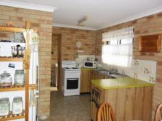  4/13-15 Albert Street Casino NSW 2470 $169,000 Unit in small complex of only 4 This two bedroom brick & tile unit is located in a small complex of only four units.  * Both bedrooms are large with built in's. * Good kitchen & sepearte dining area. * Large lounge area with passage to bedrooms  * Bathroom with separate toilet. * Small fenced back yard * Quiet location with lock up garage. REDUCED - Priced to sell $169,000  David Henderson 0400026181   Property Snapshot  Property Type: Unit Construction: Brick 