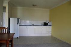  50/80 Queen Elizabeth Drive Armidale NSW 2350 $75,000 One bedroom villa located at Sunny Cove. Convenient to transport and amenities, available fully furnished. This over 55's community is offering a safe and friendly environment. This property offers independent living or you can have your entire meals catered for in the large dining room which is ideally located close to your villa. Property Type Apartment, Unit  Property ID 14811110188  Street Address 50/80 Queen Elizabeth Drive  Suburb Armidale  Postcode 2350  Price $75,000 