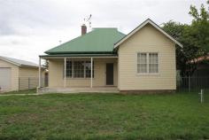  5/64 Claude Street Armidale NSW 2350 $269,000 Boasting plenty of features and being ideal for its position close the the university colleges, this property is sure to prove popular with a mature aged student/s or professional couple. The property is the original Federation Cottage for this area and was fully renovated when the street was developed. Among its features are: General: Property Type: House Description: Federation 	 Bedrooms: 3 Bathrooms: 1 with sep. bath 	 Indoor: Living areas: Generous northern lounge room  Open plan kitchen and north dining room Heating: 	 Gas & electric Built in Robes: 2 Outdoor: Parking: Off street 	 Garage single lock up 	 Gardens: 	 fully fenced back yard Other: Nearby Amenities: 	 University and colleges, public transport Property Type Apartment, Unit  Property ID 14811110185  Street Address 5/64 Claude Street  Suburb Armidale  Postcode 2350  Price $269,000 