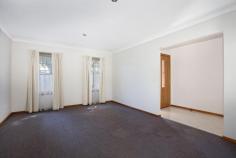  3/113 Wellington St Wallan VIC 3756 $270,000 - $290,000  Location is Everything Location, location, location!!!! This stunning unit in the heart of Wallan is close to schools, shops, library in fact only a short stroll to all these facilities. Offering three bedrooms, generous living areas and a single garage you have all you need at your fingertips. Don't let this one pass you by!! Price Guide: $270,000 - $290,000   |  Type: Unit  |  ID #218229 