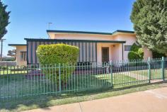  20 Cleary Ave Mildura VIC 3500 $165,000 - $195,000 Great Value - Great Starter A fantastic opportunity for a young couple to put their own touch on a very neat and tidy 3 bedroom home (all with BIR's). Offering a generous sized lounge area with split system air con. Open kitchen, adjoining meals and family room. This 608m2 corner allotment has ample outdoor entertaining potential recent rental appraisal suggest a rental return in the vicinity of $260 per week, very enticing for the investor. Features Built-In Robes Evaporative Cooling Price Guide: $165,000 - $195,000   |  Land: 608 sqm approx 	  |  Type: House  |  ID #322386 