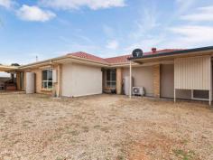  17A Darley Rd Paradise SA 5075 $439,000 - $449,000 Low Maintenance Living With Self Contained Granny Flat THE FLAT IS CURRENTLY TENANTED AT $230PW FOR 6 MONTHS OR SUITE FOR EXTENDED FAMILY WITH KITCHEN/MEALS BEDROOM & BATHROOM Located at the end of a private road, this spacious courtyard home is only minutes walk to the Oban, Newton Shopping Centre, specialty shops and Cafes. The residence comprises of 4 bedrooms, main with ensuite and walk in robe. Open plan kitchen meals family all with floating timber floors Plus theatre room or 5th bedroom. The choice is yours! First home buyers & investors Don't Delay!!!  RLA 1479   Property Snapshot  Property Type: House Features: Dishwasher Study Teenager Retreat 