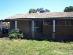  221 Fernleigh Rd Ashmont NSW 2650 $255 per week LARGE FAMILY HOME Property ID: 8368900 Looking for a large home, featuring polished floorboards, evaporative cooling, gas heating, large lounge room, entertaining area and storage room, this is one not to go past! Close to schools and South City Shopping Centre, call to arrange an inspection.  INSPECTIONS AVAILABLE: Monday to Friday 9am – 5pm 