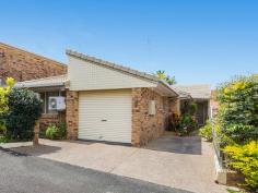  Unit 9/26 Bione Ave Banora Point NSW 2486 $439,000 If you are looking at downsizing but donâ??t want to pay exorbitant body corporate fees, you must inspect this delightful free-standing, single level brick and tile home located in an elevated position in sought-after East Banora Point.  Featuring two large bedrooms and two bathrooms, the master bedroom has air-conditioning, ensuite and an extra-large walk-in robe. Freshly painted inside and outside in neutral ones, the spacious air-conditioned open plan living and dining areas flow out to a covered outdoor patio overlooking attractive, established gardens. * Tidy kitchen with plenty of cupboard space  * Fully fenced, pet-friendly low-maintenance yard  * Single remote garage with internal access * Ceiling fans and extra down-lights throughout * Great investment opportunity with a rental potential of $450/week * Set in a quiet neighbourhood community of just 10 homes * No body corporate fees, just a nominal neighbourhood association fee of $11 per week 