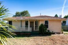  15 Bundarra Crescent Orange NSW 2800 $215,000 3 bedrooms, 2 with built in robes and polished boards Tidy eat in kitchen with gas cooking 2 living areas Covered outdoor entertaining area Fully enclosed north facing rear yard R/C split system  Floor plan - not to scale 