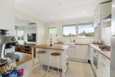 304 Kitchener Road, STAFFORD HEIGHTS QLD 4053 | Madeleine Hicks Real Estate Brisbane