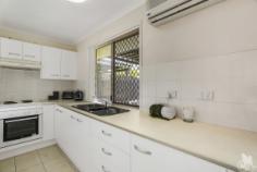 2/10 Gearside Street, EVERTON PARK QLD 4053 - Madeleine Hicks Real Estate Brisbane