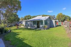  13/13A & B Gull Street Esperance WA 6450 $435,000 Zoned R30 this 984sqm block enjoys town location with two street frontages. The 3 bedroom house is comfortable however does require some TLC while the two units have 2 bedrooms each and achieve separate rental income. Town Central and primary school handy. 