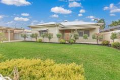  43 Chanter Street Moama NSW 2731 Chanter Street is well known for its desirable location being close to the Bowling Club and just a short stroll to the bush and Murray River. This delightful home has been beautifully renovated throughout. With three bedrooms, ensuite, central bathroom, open kitchen dining living area which leads you to the outdoor deck and secure rear yard. Currently leased for $380pw . 