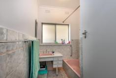 359 Tarakan Ave North Albury NSW 2640 $179,000 Freshly painted, tiled flooring, bright northernly aspect and ready to move into prior to Christmas. The one large bedroom offers a surprizing amount of room which includes a full-length wall of built-in robes. There is a tiled loungeroom, gas heater and ducted cooling throughout. An original yet practical kitchen with a gas upright stove. The home also features a separate bathroom, separate laundry and toilet. This end home unit takes advantage of the space which includes an outdoor area to relax and a big advantage, the double length carport, which is a nice addition to the norm. Walk to the local Mate St shopping strip which includes takeaways, Chemist, newsagency and a variety specialised shops or walk a little further around the corner to Lavington Shopping Centre & transport without even needing to use the petrol in your car/s!! 