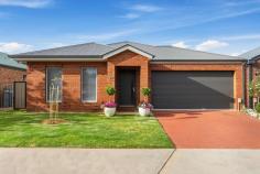  Unit 3/1 Racecourse Rd Nagambie VIC 3608 $610,000 Located in the Ida Place Estate, situated on a well maintained block. This neat as a pin brick veneer home built by a renowned local builder, offers 3 generous sized bedrooms including a master bedroom with a walk in robe, ceiling fan and a spacious ensuite. Enjoy the open plan living that flows onto the undercover alfresco area and fully fenced yard with direct access to the estate's swimming pool and tennis court. The cleverly designed kitchen has ample cupboard and bench space with Westinghouse appliances. The home has split system heating and cooling and a double lockup garage for extra storage. Located within walking distance to Nagambie town centre. 