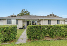  Unit 1/143 Hotham St Casino NSW 2470 $458,000 Whether you are looking for a new investment, first home or downsizing this low maintenance, freestanding strata home offers great rural outlook. Currently returning $500.00 per week. No Body Corp fees. Property Features Include; 3 bedrooms all with built-in robes, main has air-conditioning 3 way bathroom (also gain access off main bedroom) Open plan, tiled living area featuring a bay window Light & airy modern kitchen, stainless steel electrical appliances Step out from the living to the covered, paved outdoor area Auto, double lock up garage with internal access Fully fenced yard, security screens and easy care gardens 