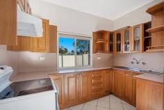  32 Daniel St Cessnock NSW 2325 $650,000 – Ever popular West Cessnock Location! – Solid construction and immaculate presentation throughout – Three double bedrooms, all with full-length, built-in robes, and the main has an ensuite – Wait for it… 131m2 garage with high roller door for van, boat or machinery – Loads of potential to split garage & create a second dwelling with great drive access either side of the house (STCA) – Potential dual income, home easily leased in today’s rental market! – Don’t delay on this one, a house & garage of this nature in this location will not last! 