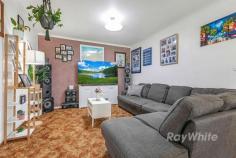  1/45 Echuca Street Moama NSW 2731 $370,000 If your looking to add to your investment port folio or start one then look no further. The current tenants look after the property as if it was their own, this well presented unit in central Moama is one not to go past. Offering 2 bedrooms with robes (master with ceiling fan), open please kitchen, dining and lounge area with a walk through laundry to the fully renovated bathroom. Outside boasts storage cupboards in the carport and the paved entertaining area. Current leased out till November 2024 with a rental return of $300.00 per week. An inspection will impress so inquire today before its too late. 