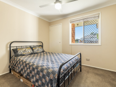  5/6 Jordan Ln Casino NSW 2470 $328,000 This perfectly situated 2 bedroom unit is just a stones throw away from the town center. Perfect for the first home buyer investor or downsizers. No steps and low maintenance is the key.  Currently rented with good tenant in place returning $360.00 per week. 2 good size bedrooms has built-in robes and ceiling fans Reverse cycle air conditioning and ceiling fan in the open plan living Modern functional kitchen with plenty of cupboard and bench space Refreshed main bathroom has a shower & toilet, separate laundry Internal access from the single auto lock up garage, extra car spaces Concreted back area, storage shed 