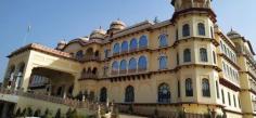  Hotel Noor Mahal Karnal is the perfect venue. With its stunning architecture and regal ambiance, this palace is one of the top wedding destinations near Delhi . Located just a short drive from the capital, Noor Mahal blends Mughal and Rajputana elegance to create the ideal setting for a grand celebration. 